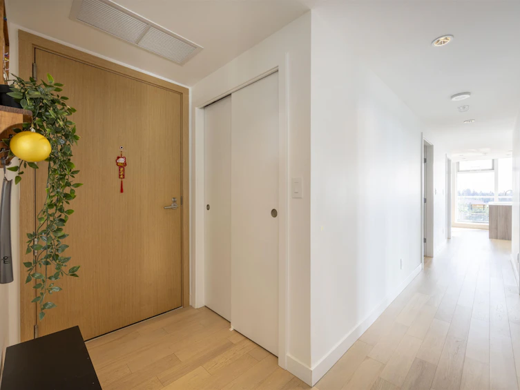 1208-2221 E 30th Avenue, Vancouver, BC, V5N 0G6 - 2