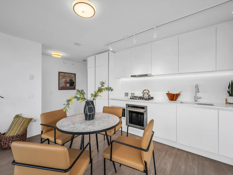 1702-908 Quayside Drive, New Westminster, BC, V3M 0L4 - 4