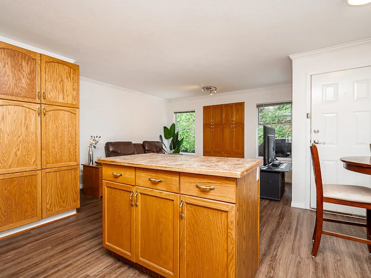101-15501 89a Avenue, Surrey, BC, V3R 0Z5 - 12