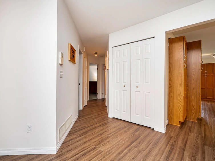 101-15501 89a Avenue, Surrey, BC, V3R 0Z5 - 17
