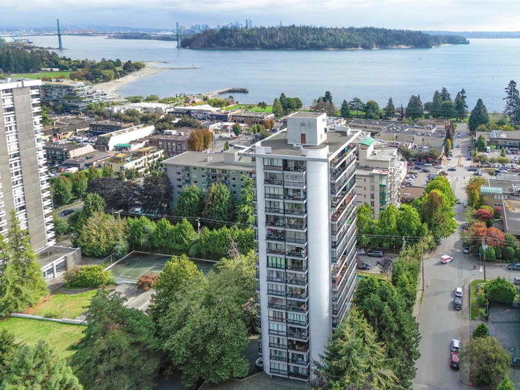 1004-650 16th Street, West Vancouver, BC, V7V 3R9 - 2