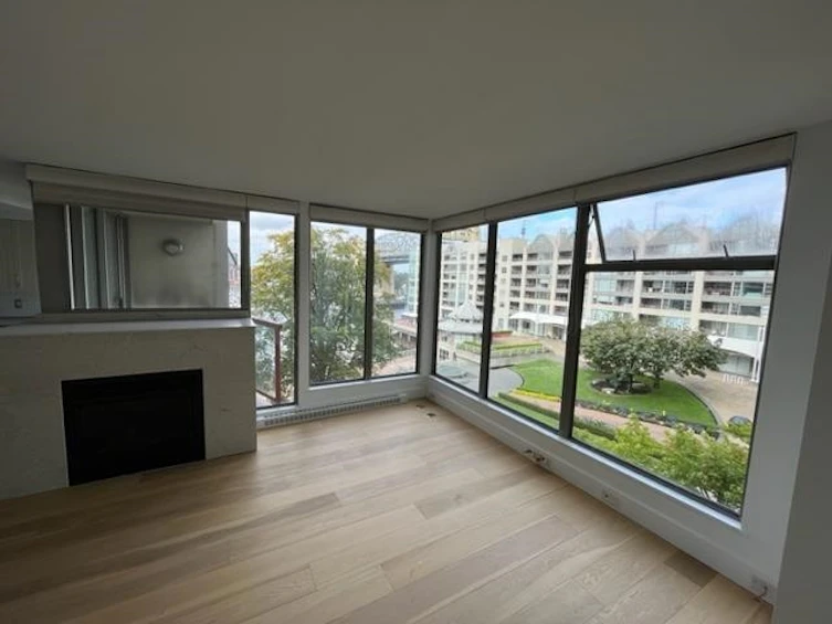 505-990 Beach Avenue, Vancouver, BC, V6Z 2N9