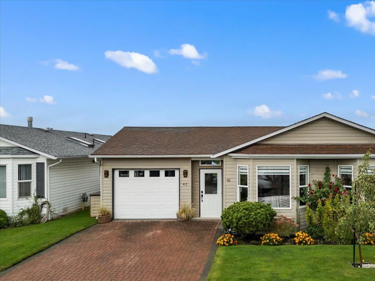 42-45918 Knight Road, Chilliwack, BC, V2R 3X4 - 2