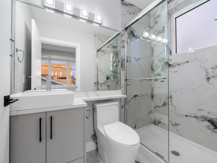 2-4178 Slocan Street, Vancouver, BC, V5R 1Z3 - 9