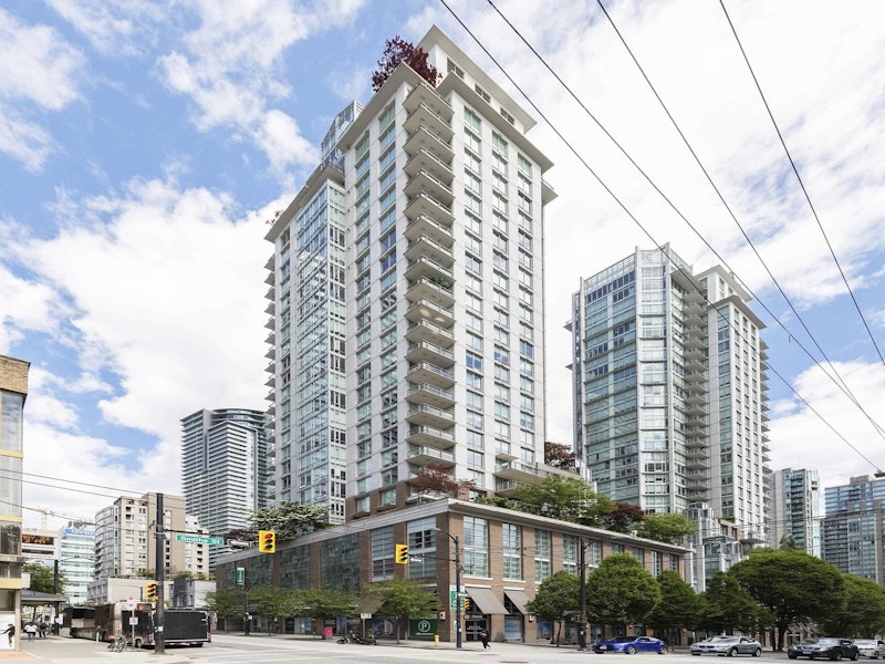 706 - 565 Smithe Street, Vancouver BC V6B 0E4