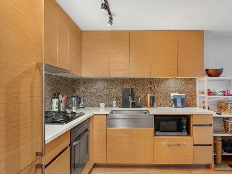 706-565 Smithe Street, Vancouver, BC, V6B 0E4 - 3