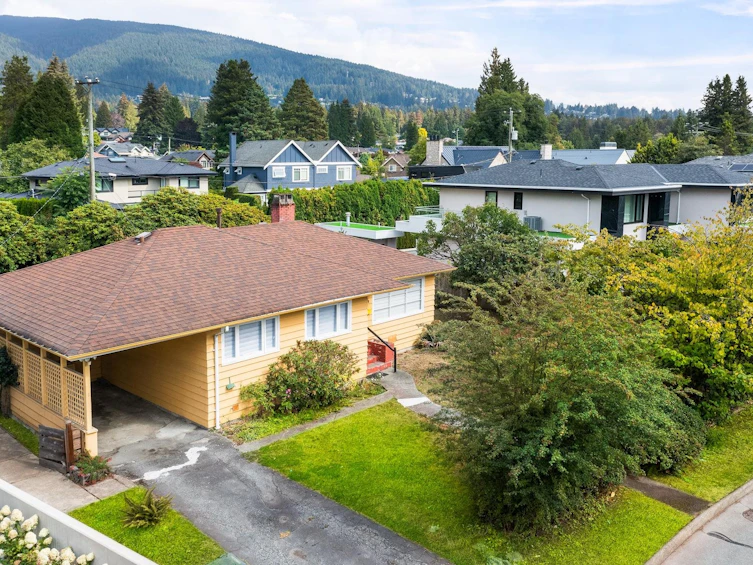 1030 Belmont Avenue, North Vancouver, BC, V7R 1K2 - 5