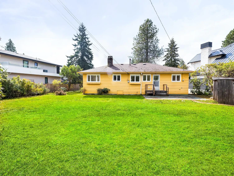 1030 Belmont Avenue, North Vancouver, BC, V7R 1K2 - 10