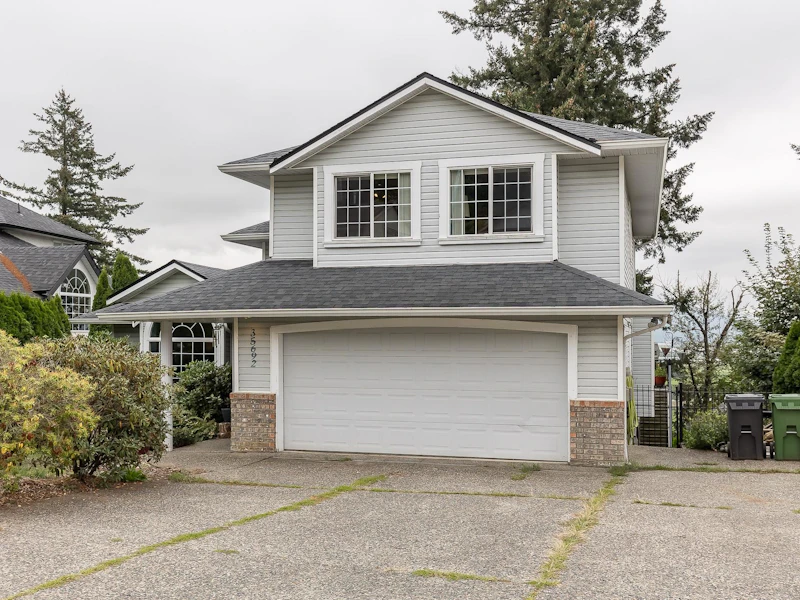 35692 Timberlane Drive, Abbotsford BC V3G 1L6