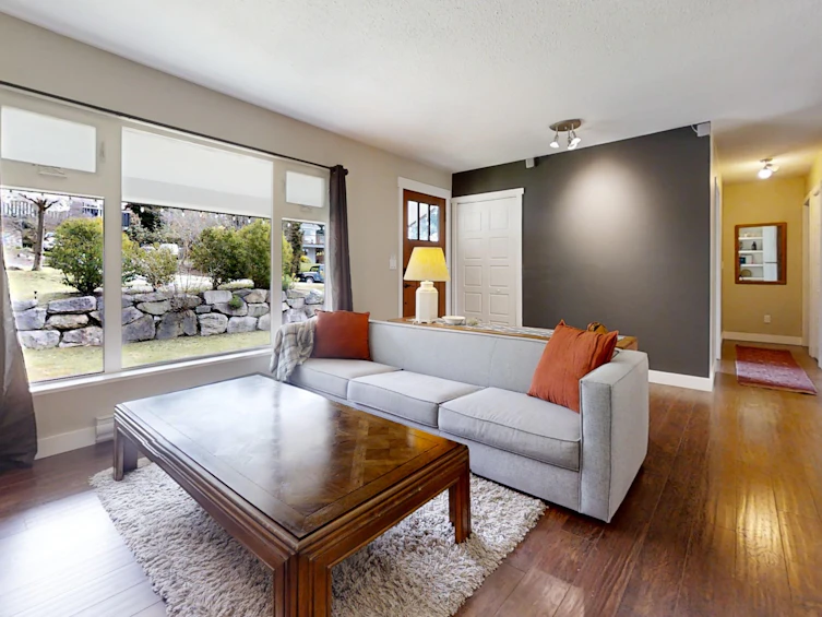 5221 Radcliffe Road, Sechelt, BC, V7Z 0C1 - 2