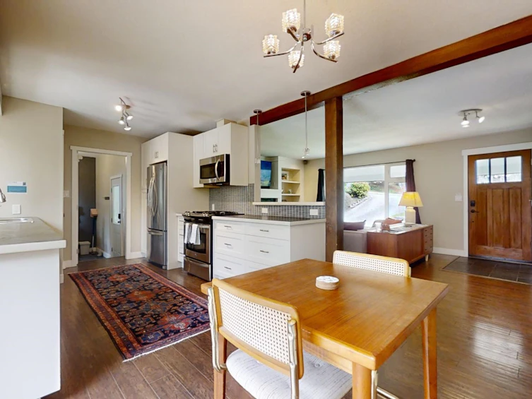 5221 Radcliffe Road, Sechelt, BC, V7Z 0C1 - 6