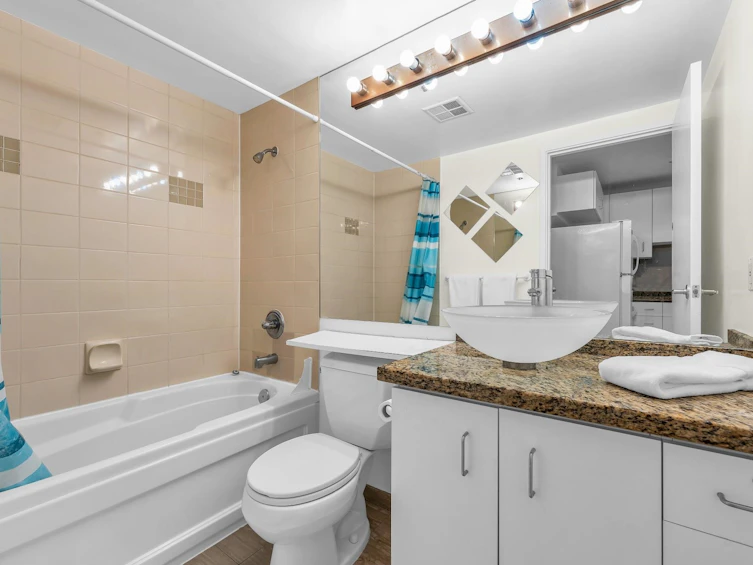 807-555 Jervis Street, Vancouver, BC, V6E 4N1 - 11