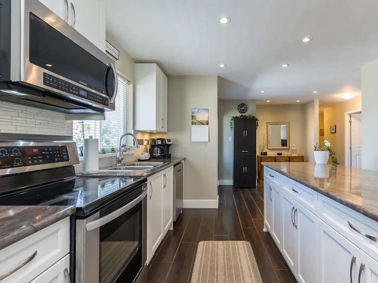 36382 Sandringham Drive, Abbotsford, BC, V3G 2M5 - 8