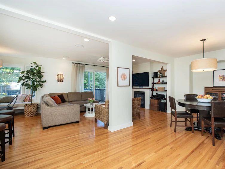 4318 Quinton Place, North Vancouver, BC, V7R 4A7 - 11