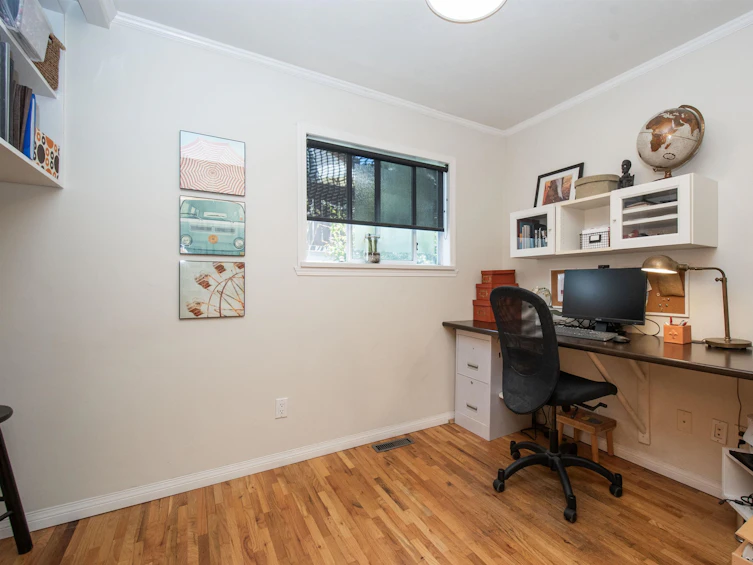 4318 Quinton Place, North Vancouver, BC, V7R 4A7 - 17
