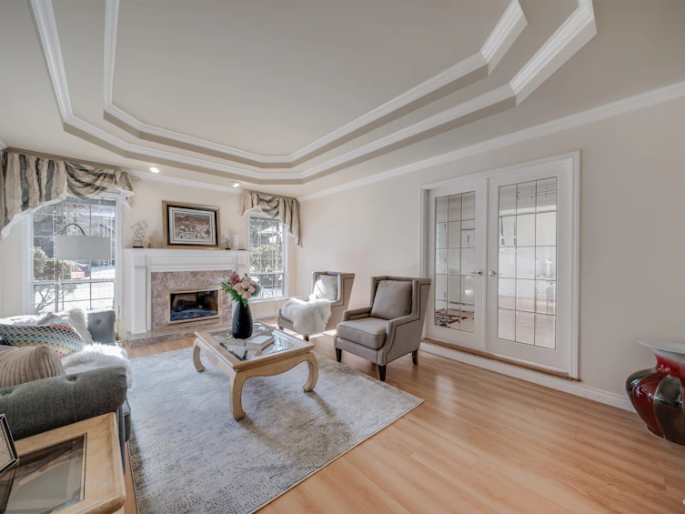 14239 31 Avenue, Surrey, BC, V4P 1R3