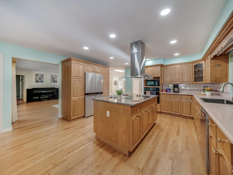 14239 31 Avenue, Surrey, BC, V4P 1R3 - 9