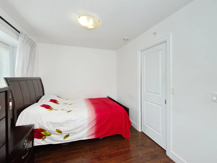 6727 Main Street, Vancouver, BC, V5X 3H4 - 22