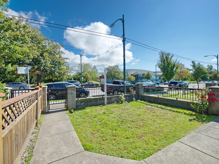 6727 Main Street, Vancouver, BC, V5X 3H4 - 29