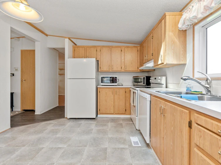 107-6035 Vedder Road, Chilliwack, BC, V2R 1E5 - 8
