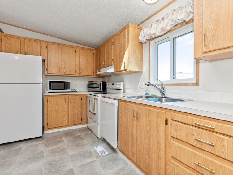 107-6035 Vedder Road, Chilliwack, BC, V2R 1E5 - 10