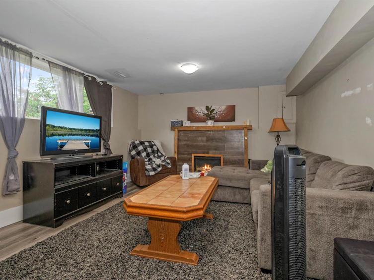 5825 Jinkerson Road, Chilliwack, BC, V2R 0C8 - 23