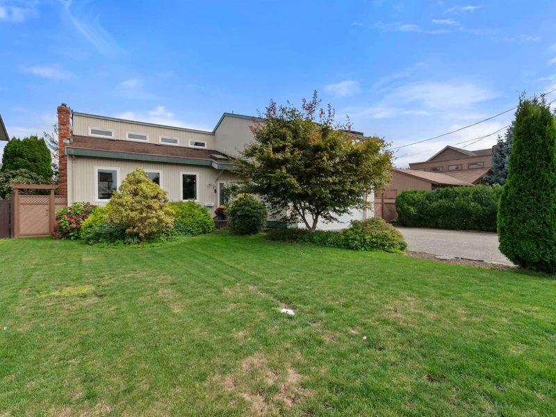 6684 School Lane, Chilliwack BC V2R 2C7