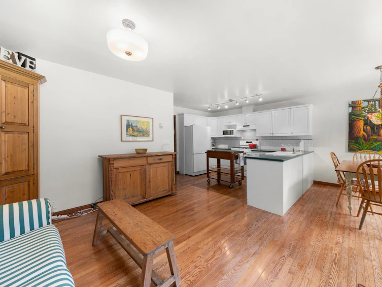 1635 Draycott Road, North Vancouver, BC, V7J 1W3 - 18