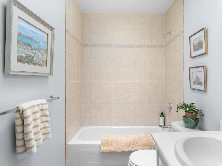 1635 Draycott Road, North Vancouver, BC, V7J 1W3 - 23