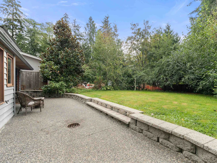 1635 Draycott Road, North Vancouver, BC, V7J 1W3 - 35