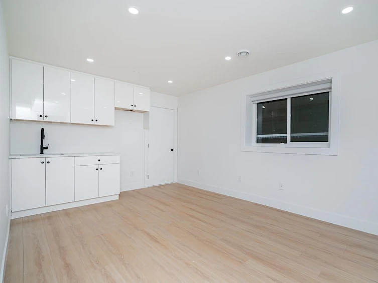 2265 Lobb Avenue, Port Coquitlam, BC, V3C 1M5 - 30