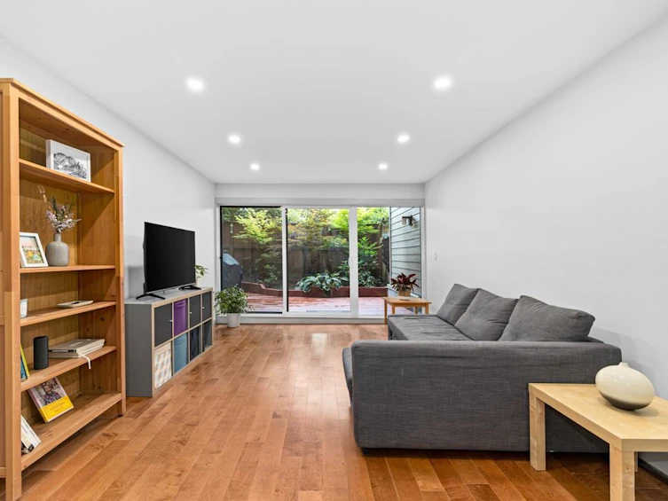 104-1066 E 8th Avenue, Vancouver, BC, V5T 1T9 - 6