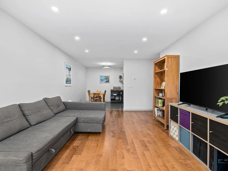104-1066 E 8th Avenue, Vancouver, BC, V5T 1T9 - 9
