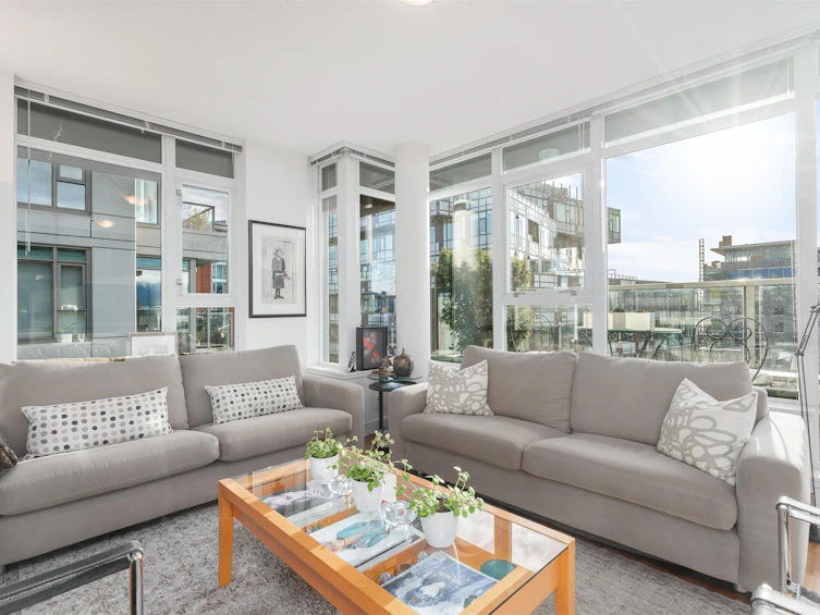 PH5-250 E 6th Avenue, Vancouver, BC, V5T 0B7 - 4