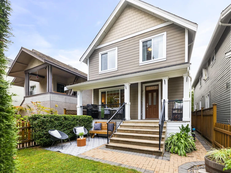 4313 Perry Street, Vancouver, BC, V5N 3X6 - 24