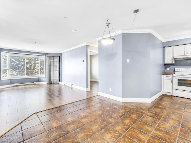 338-33173 Old Yale Road, Abbotsford, BC, V2S 2J4