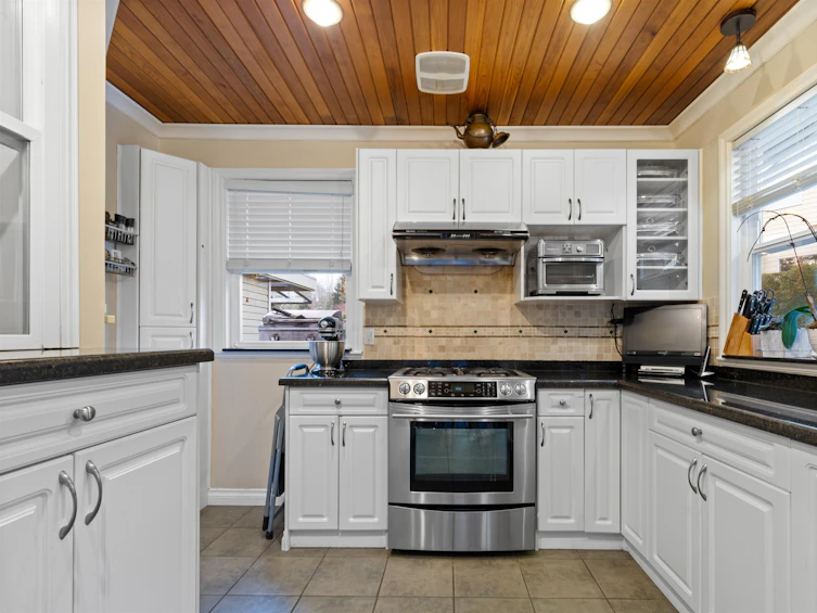 8110 148a Street, Surrey, BC, V3S 7J5 - 12