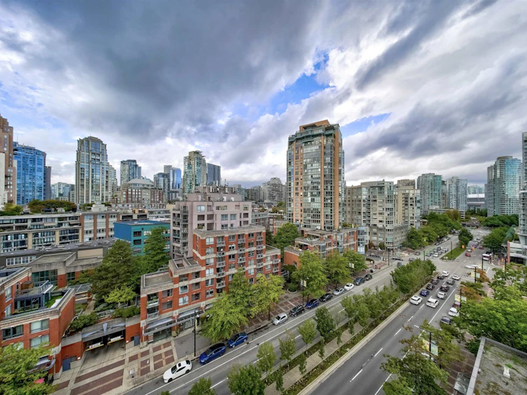 12E-199 Drake Street, Vancouver, BC, V6Z 2T9 - 35