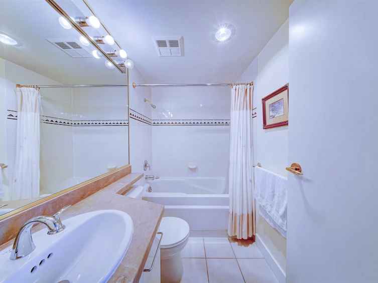 12E-199 Drake Street, Vancouver, BC, V6Z 2T9 - 20