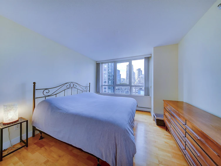 12E-199 Drake Street, Vancouver, BC, V6Z 2T9 - 23