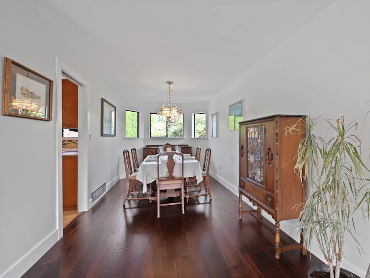 684 Wilding Place, North Vancouver, BC, V7N 4J2 - 5