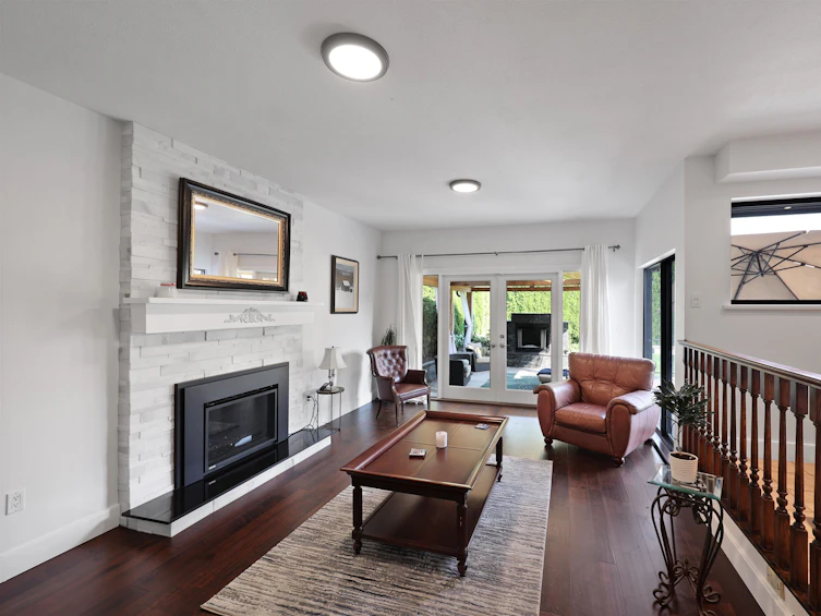 684 Wilding Place, North Vancouver, BC, V7N 4J2 - 10