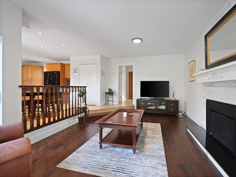 684 Wilding Place, North Vancouver, BC, V7N 4J2 - 11