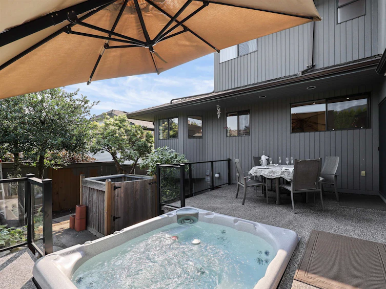 684 Wilding Place, North Vancouver, BC, V7N 4J2 - 14