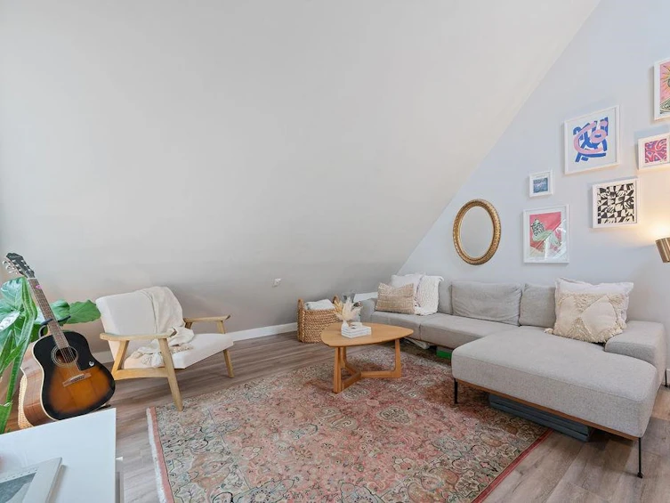 402-1500 Pendrell Street, Vancouver, BC, V6G 3A5 - 3