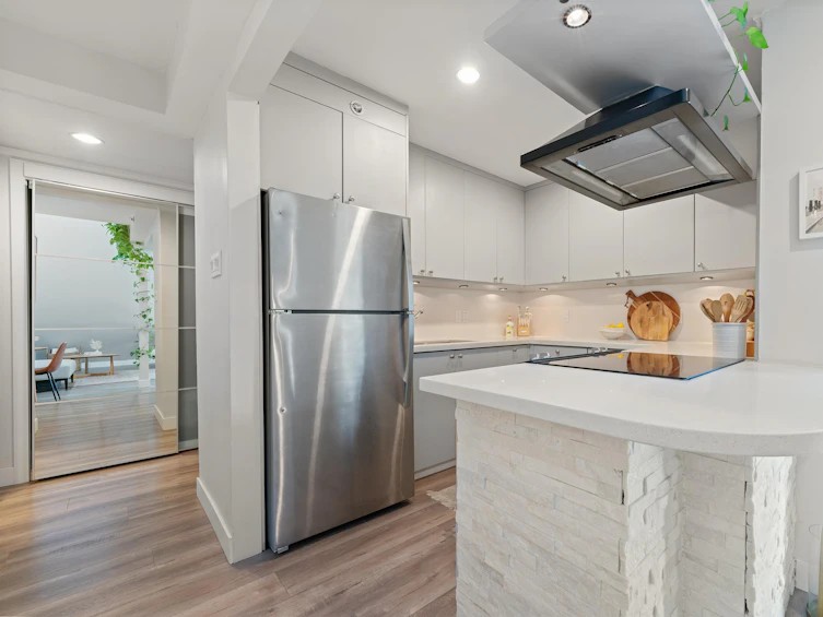 402-1500 Pendrell Street, Vancouver, BC, V6G 3A5 - 10