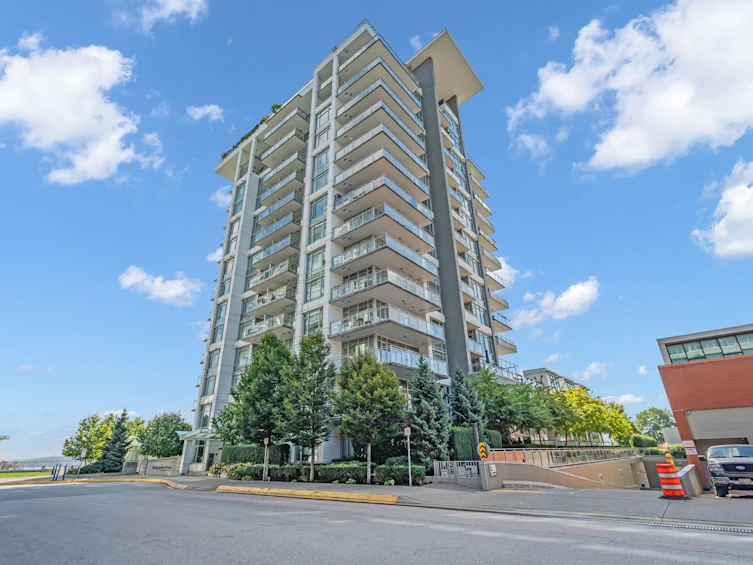 TH05-200 Nelson's Crescent, New Westminster, BC, V3L 0H4 - 38