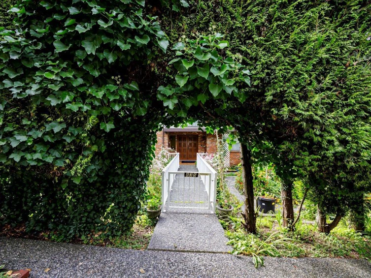 635 E Keith Road, North Vancouver, BC, V7L 1W4 - 38
