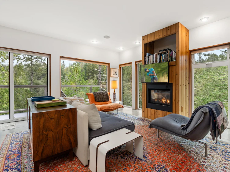 9752 Secret Road, Halfmoon Bay, BC, V7Z 1G1 - 3