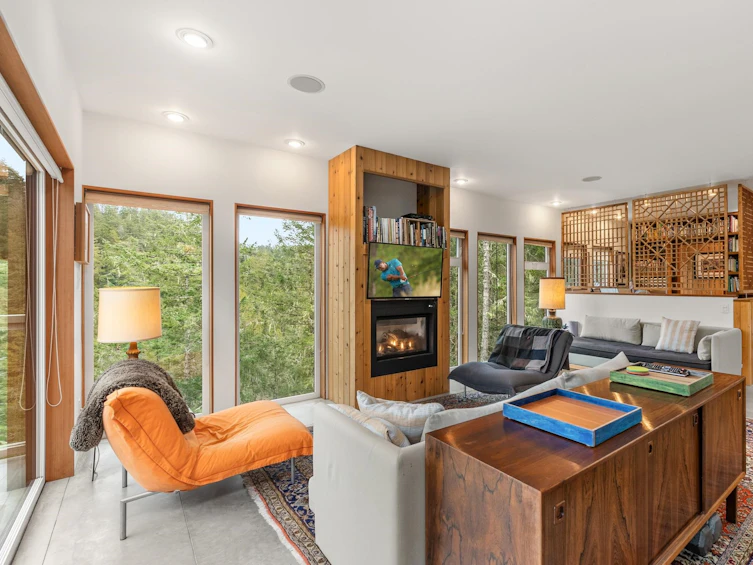 9752 Secret Road, Halfmoon Bay, BC, V7Z 1G1 - 7